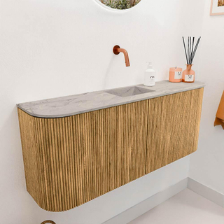 Mondiaz JOYA-DLUX 103.2cm toiletmeubel - ronding links en rechts kleur Oak - Wastafel FAYE positie Midden Zonder kraangat kleur Glace.