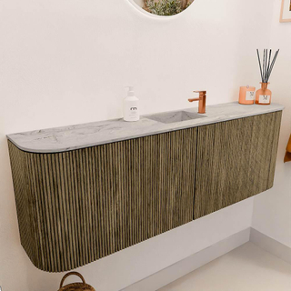 Mondiaz JOYA-DLUX 123.2cm toiletmeubel - ronding links en rechts kleur Dusk - Wastafel FAYE positie Midden 1 kraangat kleur Glace.