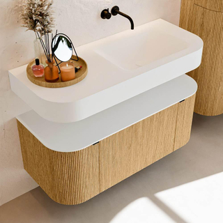 MONDIAZ THOR 110cm meuble de salle de bains arrondi gauche + droite couleur Oak avec 1 tiroir et 2 portes. Vasque suspendue CLOUD droite sans trou de robinet couleur Talc.
