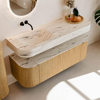 MONDIAZ THOR-DLUX 140cm badmeubel ronding links + rechts kleur Oak met 1 lade en 2 deuren. Vrijhangende wastafel CLOUD Links zonder kraangat kleur Nata.