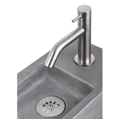 Differnz Ravo pack lave-mains – 38,5 x 18,5 x 25 cm – béton gris foncé – robinet courbé chromé mat – avec cadre noir