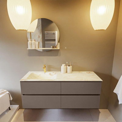 Mondiaz VICA-DLUX ensemble de meuble de salle de bain - 130cm - meuble sous-vasque fumée - 4 tiroirs - lavabo encastré nuage gauche - 1 trou de robinet - miroir modèle spot - version XL 60cm haut - opalo