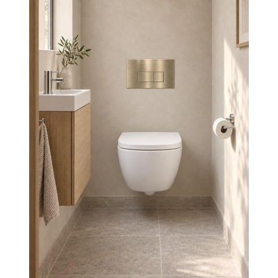 QeramiQ Dely Swirl Compact Toiletset - inbouwreservoir Geberit UP320 - met Burda frame - 25mm zitting - kunststof bedieningsplaat geborsteld messing (goud) - rechthoekige knoppen - mat wit