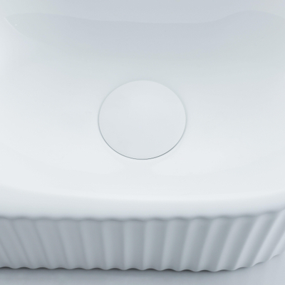 QeramiQ Fuente Ensemble de Lavabo - 40x21.5x12cm - strié - demi-rond - céramique - ensemble de robinet blanc mat - bouchon de vidange - siphon abaissé - blanc brillant