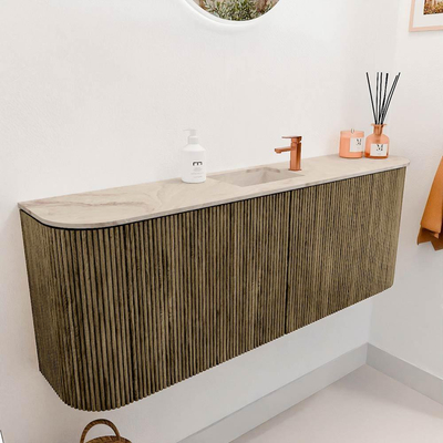 Mondiaz JOYA-DLUX 113.2cm toiletmeubel - ronding links en rechts kleur Dusk - Wastafel FAYE positie Midden 1 kraangat kleur Frappe.