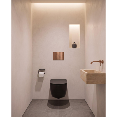 QeramiQ Dely Swirl Toiletset - 36.3x51.7cm - Geberit UP320 inbouwreservoir - met Burda frame - slim zitting - koperen bedieningsplaat - rechthoekige knoppen - mat zwart