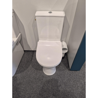 GO by Van Marcke Tina PACK staand toilet zonder spoelrand met reservoir met Geberit spoelmechanisme met dunne softclose en takeoff zitting wit *SHOWMODEL*