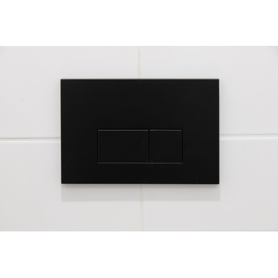 QeramiQ Push Bedieningsplaat kunststof Mat Zwart met rechthoek dualflush frontbediening voor Geberit UP320 inbouwreservoir