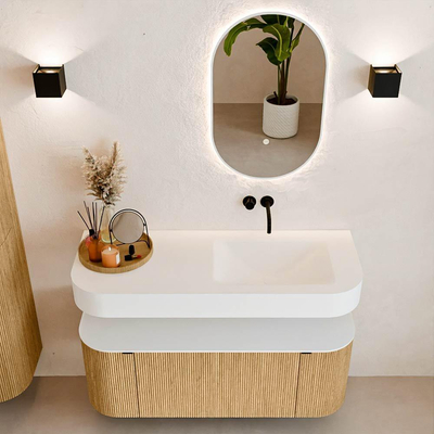 MONDIAZ THOR 120cm badmeubel ronding links + rechts kleur Oak met 1 lade en 2 deuren. Vrijhangende wastafel CLOUD Rechts zonder kraangat kleur Talc.