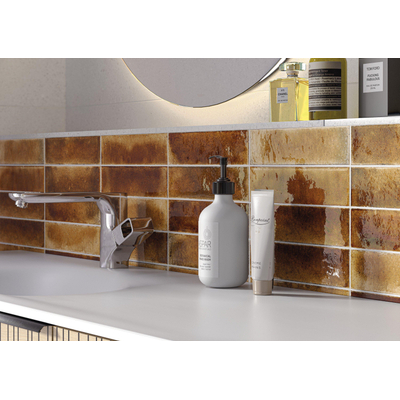 Terravito Giavelo wand- en vloertegel - 6x24.6cm - 8.4mm - Rechthoek - Overig - glans bruin - Caramel