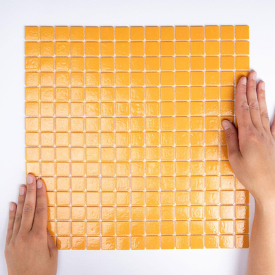 The Mosaic Factory Amsterdam mozaïektegel 2x2x0.4cm voor wand en vloer voor binnen en buiten vierkant Glas Oranje