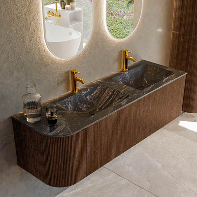 MONDIAZ KURVE-DLUX 145cm badmeubel met module 25 L kleur Walnut met 1 lade en 1 deur. Wastafel LEAF dubbel / rechts 2 kraangaten kleur Lava.