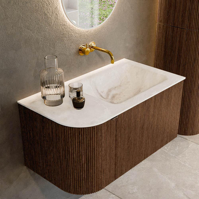 MONDIAZ KURVE-DLUX 85cm badmeubel met module 25 L kleur Walnut met 1 lade en 1 deur. Wastafel CLOUD rechts zonder kraangat kleur Frappe.