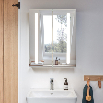 Villeroy & Boch My View 14+ armoire de toilette - avec 2 portes avec éclairage LED vertical 60x75x17.3cm - incl. boîte à médicaments verrouillable