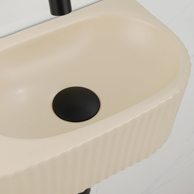QeramiQ Fuente Fonteinset - 40x21.5x12cm - geribbeld - halfrond - zonder kraangat - keramiek - fonteinkraan zwart mat - afvoerplug - verlaagd sifon - beige