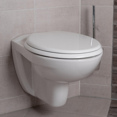 Adema Classico toiletset bestaande uit inbouwreservoir en toiletpot, basic toiletzitting en bedieningsplaat rechte knoppen wit
