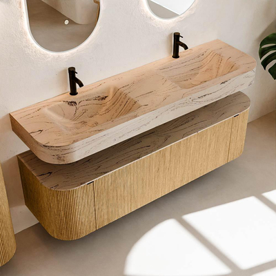 MONDIAZ THOR-DLUX 160cm badmeubel ronding links + rechts kleur Oak met 1 lade en 2 deuren. Vrijhangende wastafel CLOUD Dubbel 2 kraangaten kleur Arena.