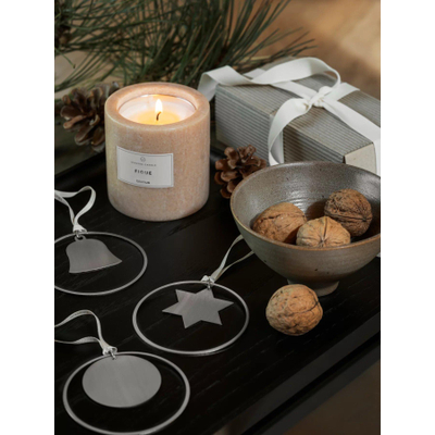 Blomus FRABLI Bougie parfumée - travertin - L - Indian Tan