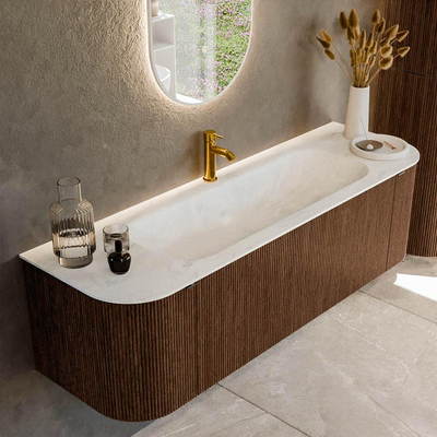 MONDIAZ KURVE-DLUX 150cm badmeubel met module 25 Len R kleur Walnut met 1 lade en 2 deuren. Wastafel BIG MEDIUM midden 1 kraangat kleur Opalo.