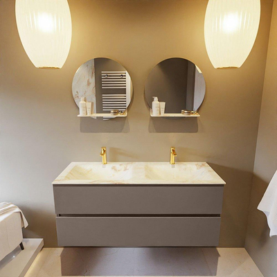 Mondiaz VICA-DLUX Ensemble de meuble de salle de bain - 120cm - meuble sous-vasque fumée - 2 tiroirs - lavabo encastré nuage double - 2 trous de robinet - version haute 60cm - frape