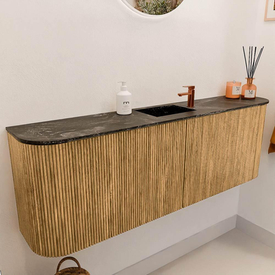 Mondiaz JOYA-DLUX 123.2cm toiletmeubel - ronding links en rechts kleur Oak - Wastafel FAYE positie Midden 1 kraangat kleur Lava.