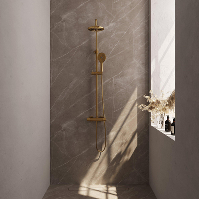 Brauer Gold Carving Colonne de douche murale thermostatique avec pommeau rond 20cm et douchette Rond 3 jet flexible lisse 150cm et barre de douche avec support douchette Or brossé PVD