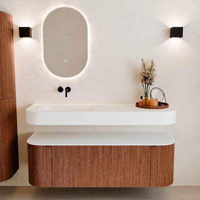 MONDIAZ THOR Meuble de salle de bains 140cm arrondi gauche + droite couleur Ruby avec 1 tiroir et 2 portes. Vasque suspendue CLOUD Gauche sans trou de robinet couleur Talc.