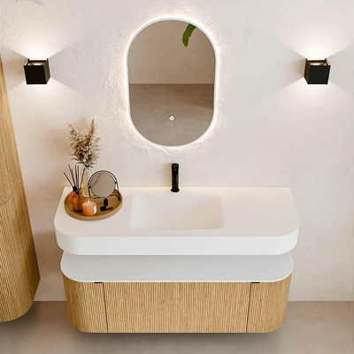 MONDIAZ THOR 130cm meuble de salle de bains arrondi gauche + droite couleur Oak avec 1 tiroir et 2 portes. Vasque suspendue CLOUD Milieu 1 trou de robinet couleur Talc.