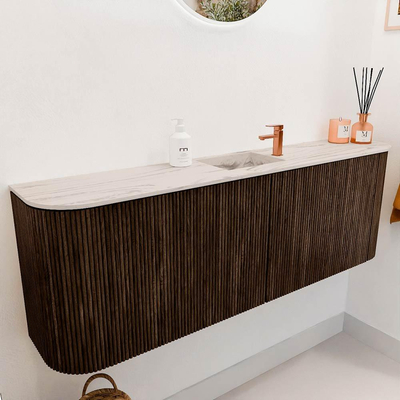 Mondiaz JOYA-DLUX 123.2cm toiletmeubel - ronding links en rechts kleur Walnut - Wastafel FAYE positie Midden 1 kraangat kleur Nata.