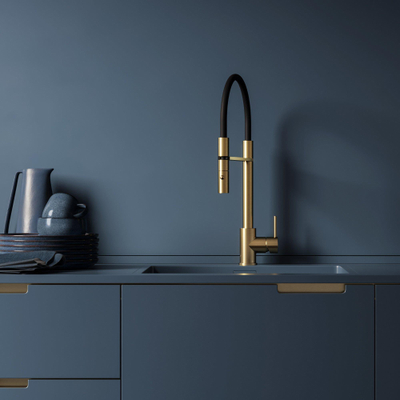 Hotbath Fellow Mitigeur de cuisine - bec pivotant - douchette extractible flexible - laiton brossé PVD