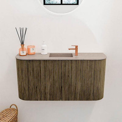 Mondiaz JOYA-DLUX 83.2cm toiletmeubel - ronding links en rechts kleur Dusk - Wastafel FAYE positie Midden 1 kraangat kleur Saba.