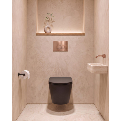 QeramiQ Dely Pack WC cuvette sans bride 36.3x51.7cm avec bâti-support Geberit UP320 abattant WC noir mat frein de chute et plaque de commande Cuivre boutons Rectangulaires