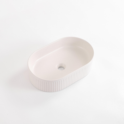 QeramiQ Arto waskom - 49.5x31.5x13cm - geribbeld - ovaal - keramiek - linnen