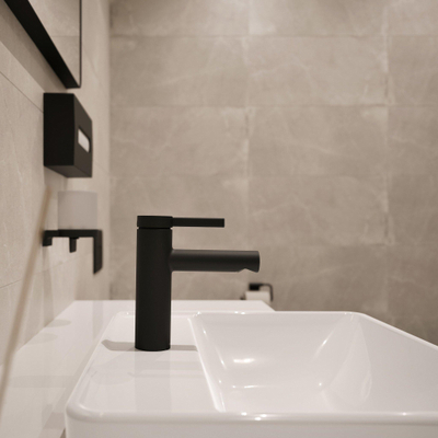 Hansgrohe Zesis S wastafelkraan - model 70 - coolstart - met klikwaste - mat zwart