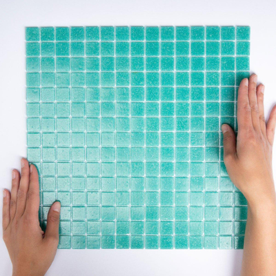 The Mosaic Factory Amsterdam mozaïektegel 2x2x0.4cm voor wand en vloer voor binnen en buiten vierkant Glas Jade Groen