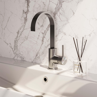 Brauer Brushed Carving wastafelkraan - model A - opbouw - platte uitloop - PVD - geborsteld rvs