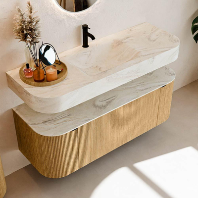 MONDIAZ THOR-DLUX 130cm meuble de salle de bains arrondi gauche + droite couleur Oak avec 1 tiroir et 2 portes. Vasque suspendue CLOUD Milieu 1 trou de robinet couleur Ostra.