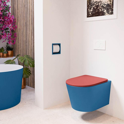 Mondiaz LAVIE hangtoilet – spoelrandloos – 36 x 53 cm – met softclose zitting – Jeans (blauw), zitting Fire (rood)