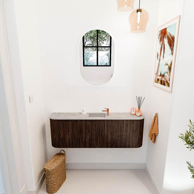 Mondiaz JOYA-DLUX 123.2cm toiletmeubel - ronding links en rechts kleur Walnut - Wastafel FAYE positie Midden 1 kraangat kleur Glace.