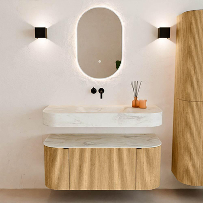 MONDIAZ THOR-DLUX 110cm badmeubel ronding links + rechts kleur Oak met 1 lade en 2 deuren. Vrijhangende wastafel CLOUD Midden zonder kraangat kleur Ostra.