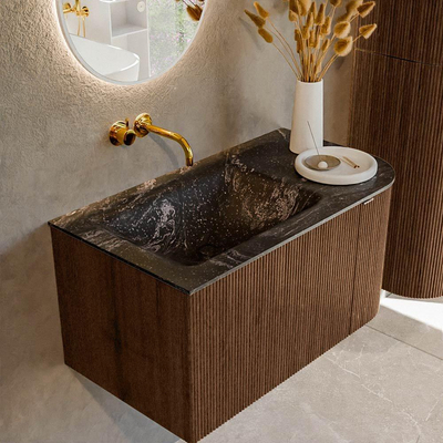 MONDIAZ KURVE-DLUX 85cm badmeubel met module 25 R kleur Walnut met 1 lade en 1 deur. Wastafel CLOUD links zonder kraangat kleur Lava.