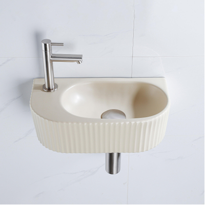 QeramiQ Fuente Fonteinset - 40x21.5x12cm - links - geribbeld - halfrond - 1 kraangat - keramiek - fonteinkraan geborsteld rvs - afvoerplug - verlaagd sifon - beige