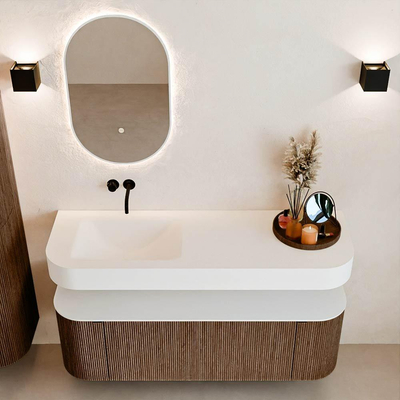 MONDIAZ THOR 140cm badmeubel ronding links + rechts kleur Walnut met 1 lade en 2 deuren. Vrijhangende wastafel CLOUD Links zonder kraangat kleur Talc.
