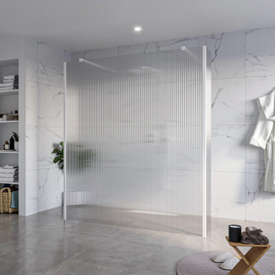 Fortifura Galeria Vrijstaande Inloopdouche - 180x200cm - helder geribbeld - antikalk - 8mm veiligheidsglas - 2 zijwanden - 30cm - wandsteunen en hoekprofielen - mat wit