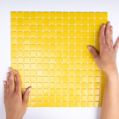 The Mosaic Factory Amsterdam mozaïektegel - 32.2x32.2cm - wand en vloertegel - Vierkant - Glas Yellow Mat