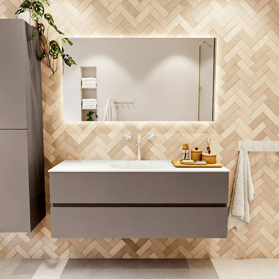 Mondiaz VICA ensemble de meuble de salle de bain - 130cm - meuble sous-vasque fumée - 2 tiroirs - lavabo lune milieu - 1 trou de robinet - couleur talc - miroir LED - version XL 60cm haut