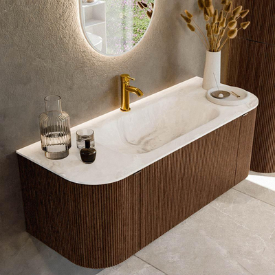 MONDIAZ KURVE-DLUX 120cm badmeubel met module 25 Len R kleur Walnut met 1 lade en 2 deuren. Wastafel BIG SMALL midden 1 kraangat kleur Frappe.