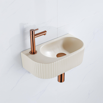 QeramiQ Fuente Ensemble de lavabo - 40x21.5x12cm - gauche - nervuré - demi-rond - 1 trou de robinet - céramique - robinet de lave-mains cuivre brossé - bouchon de vidange - siphon abaissé - beige