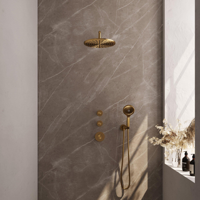 Brauer Gold Carving Colonne de douche thermostatique avec pommeau 30cm et bras mural courbé 40cm et douchette Rond 3 jet flexible lisse avec coude mural Or brossé PVD