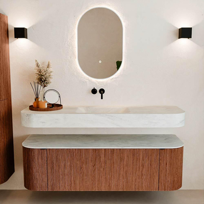 MONDIAZ THOR-DLUX 150cm badmeubel ronding links + rechts kleur Ruby met 1 lade en 2 deuren. Vrijhangende wastafel CLOUD Midden zonder kraangat kleur Opalo.